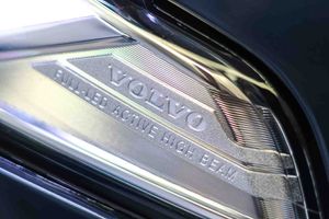 Volvo XC90 2.0 T8 AWD Recharge R-Design Auto **Techo panorámico** 7 Plazas - Foto 19