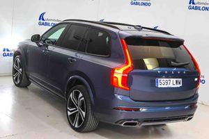 Volvo XC90 2.0 T8 AWD Recharge R-Design Auto **Techo panorámico** 7 Plazas - Foto 17