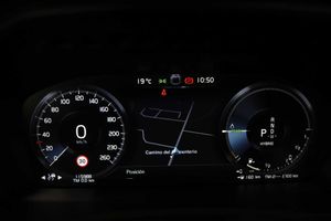 Volvo XC90 2.0 T8 AWD Recharge R-Design Auto **Techo panorámico** 7 Plazas - Foto 64