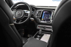 Volvo XC90 2.0 T8 AWD Recharge R-Design Auto **Techo panorámico** 7 Plazas - Foto 36