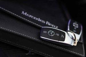 Mercedes GLE Coupé 350 e 4MATIC (Híbrido Enchufable) AMG Line **Techo panorámico** - Foto 75