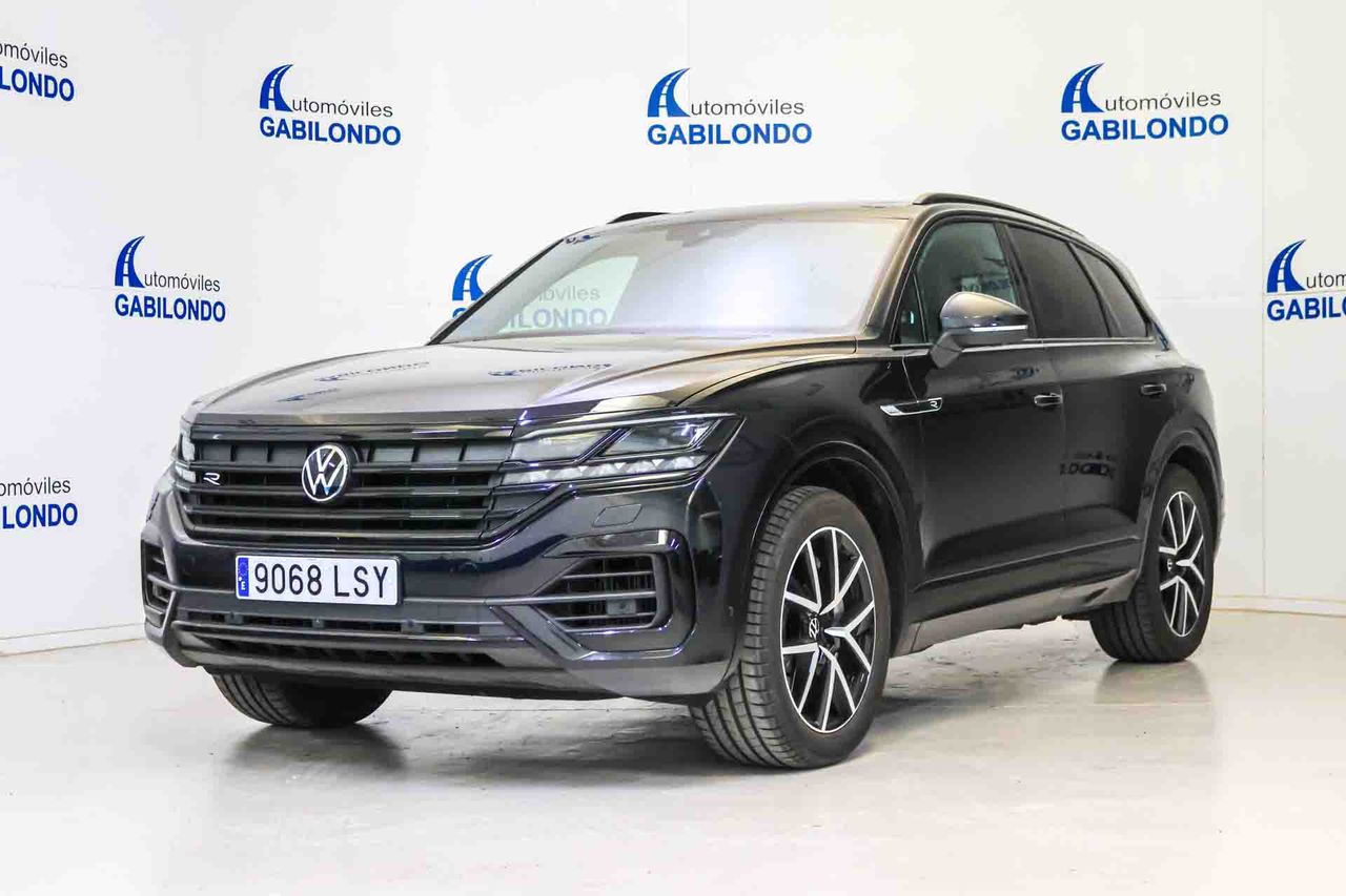 Volkswagen Touareg R 3.0 V6 TSI 340kW Tip 4M **Techo panorámico** - Foto 1