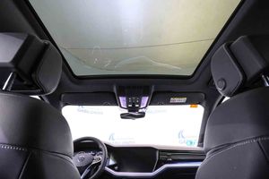 Volkswagen Touareg R 3.0 V6 TSI 340kW Tip 4M **Techo panorámico** - Foto 24