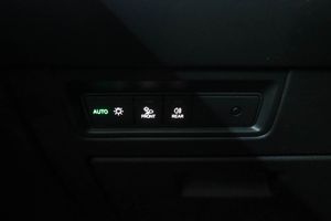 Volkswagen Touareg R 3.0 V6 TSI 340kW Tip 4M **Techo panorámico** - Foto 36