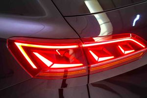 Volkswagen Touareg R 3.0 V6 TSI 340kW Tip 4M **Techo panorámico** - Foto 18