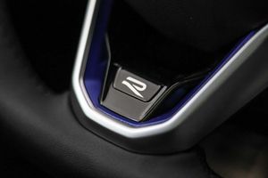 Volkswagen Touareg R 3.0 V6 TSI 340kW Tip 4M **Techo panorámico** - Foto 40