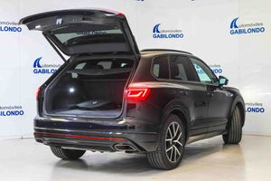 Volkswagen Touareg R 3.0 V6 TSI 340kW Tip 4M **Techo panorámico** - Foto 14