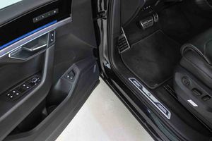 Volkswagen Touareg R 3.0 V6 TSI 340kW Tip 4M **Techo panorámico** - Foto 33