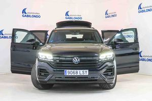 Volkswagen Touareg R 3.0 V6 TSI 340kW Tip 4M **Techo panorámico** - Foto 17