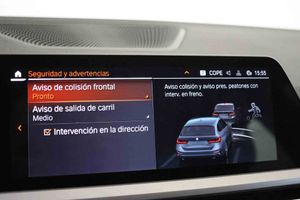 BMW Serie 3 318d Auto.Touring - Foto 25