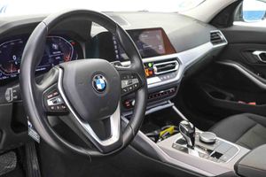 BMW Serie 3 318d Auto.Touring - Foto 5
