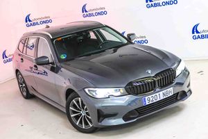 BMW Serie 3 318d Auto.Touring - Foto 14