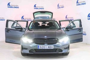 BMW Serie 3 318d Auto.Touring - Foto 27