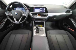 BMW Serie 3 318d Auto.Touring - Foto 16