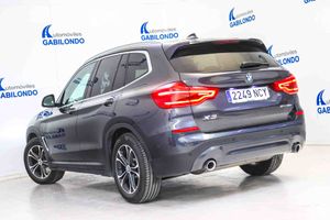 BMW X3 xDrive30e - Foto 17