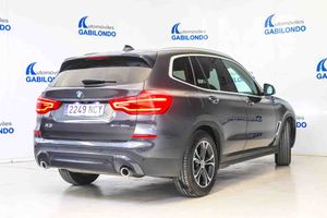 BMW X3 xDrive30e - Foto 13
