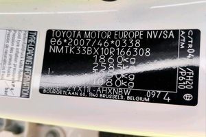 Toyota C-HR 1.8 125H Active - Foto 4