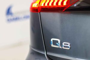 Audi Q8 55 TFSIe 280kW Black Line Pl quattro tip SLine **Techo panorámico** - Foto 14