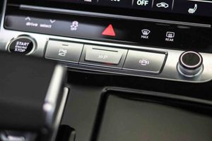 Audi Q8 55 TFSIe 280kW Black Line Pl quattro tip SLine **Techo panorámico** - Foto 51
