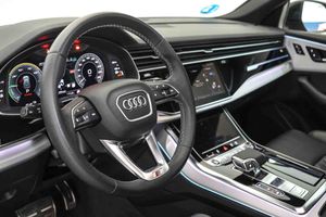 Audi Q8 55 TFSIe 280kW Black Line Pl quattro tip SLine **Techo panorámico** - Foto 5