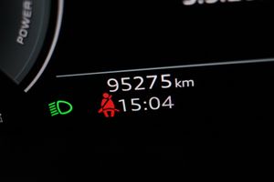 Audi Q8 55 TFSIe 280kW Black Line Pl quattro tip SLine **Techo panorámico** - Foto 6