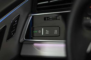 Audi Q8 55 TFSIe 280kW Black Line Pl quattro tip SLine **Techo panorámico** - Foto 37