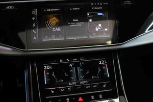 Audi Q8 55 TFSIe 280kW Black Line Pl quattro tip SLine **Techo panorámico** - Foto 69