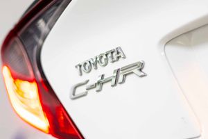 Toyota C-HR 1.8 125H Active - Foto 10