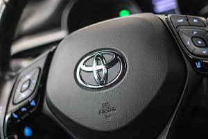 Toyota C-HR 1.8 125H Active - Foto 33
