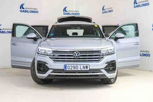 Volkswagen Touareg R-Line 3.0 V6 TDI 170kW Tip 4M **Techo solar** - Foto 24