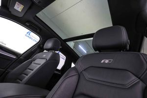 Volkswagen Touareg R-Line 3.0 V6 TDI 170kW Tip 4M **Techo solar** - Foto 30