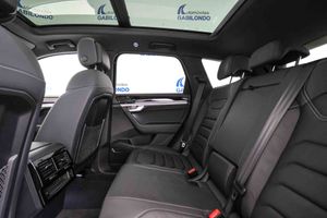 Volkswagen Touareg R-Line 3.0 V6 TDI 170kW Tip 4M **Techo solar** - Foto 48