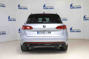 Volkswagen Touareg R-Line 3.0 V6 TDI 170kW Tip 4M **Techo solar** - Foto 4
