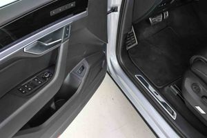 Volkswagen Touareg R-Line 3.0 V6 TDI 170kW Tip 4M **Techo solar** - Foto 32