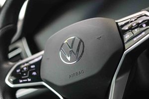 Volkswagen Touareg R-Line 3.0 V6 TDI 170kW Tip 4M **Techo solar** - Foto 37