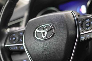Toyota Camry 2.5 220H Advance - Foto 33