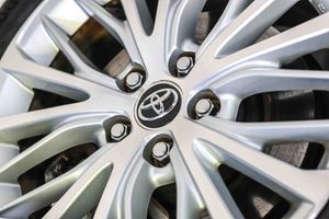 Toyota Camry 2.5 220H Advance - Foto 18