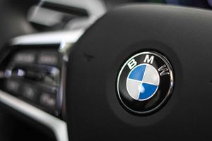 BMW Serie 3 318d Touring Auto - Foto 35