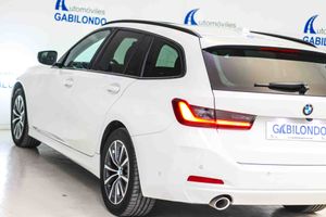 BMW Serie 3 318d Touring Auto - Foto 26
