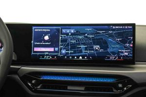 BMW Serie 3 318d Touring Auto - Foto 46