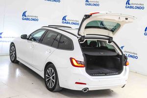 BMW Serie 3 318d Touring Auto - Foto 21
