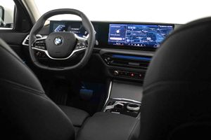 BMW Serie 3 318d Touring Auto - Foto 32