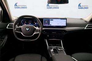 BMW Serie 3 318d Touring Auto - Foto 3