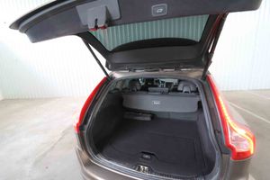 Volvo XC60 2.0 D3 Momentum Auto - Foto 14
