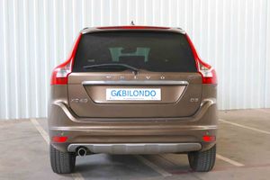 Volvo XC60 2.0 D3 Momentum Auto - Foto 3