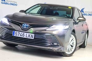 Toyota Camry 2.5 220H Advance - Foto 24