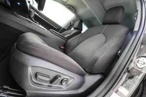 Toyota Camry 2.5 220H Advance - Foto 27