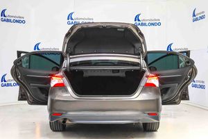 Toyota Camry 2.5 220H Advance - Foto 23