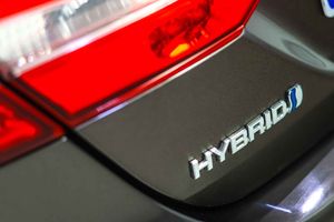 Toyota Camry 2.5 220H Advance - Foto 18