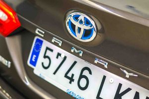 Toyota Camry 2.5 220H Advance - Foto 11
